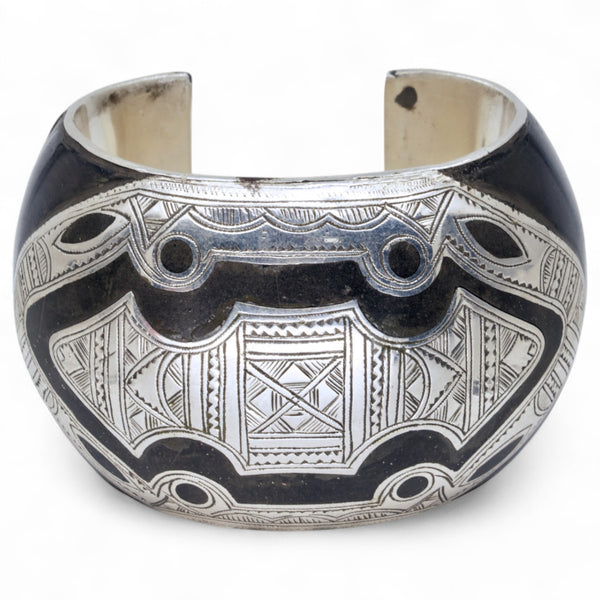 Mammoth Ebony Tuareg Cuff