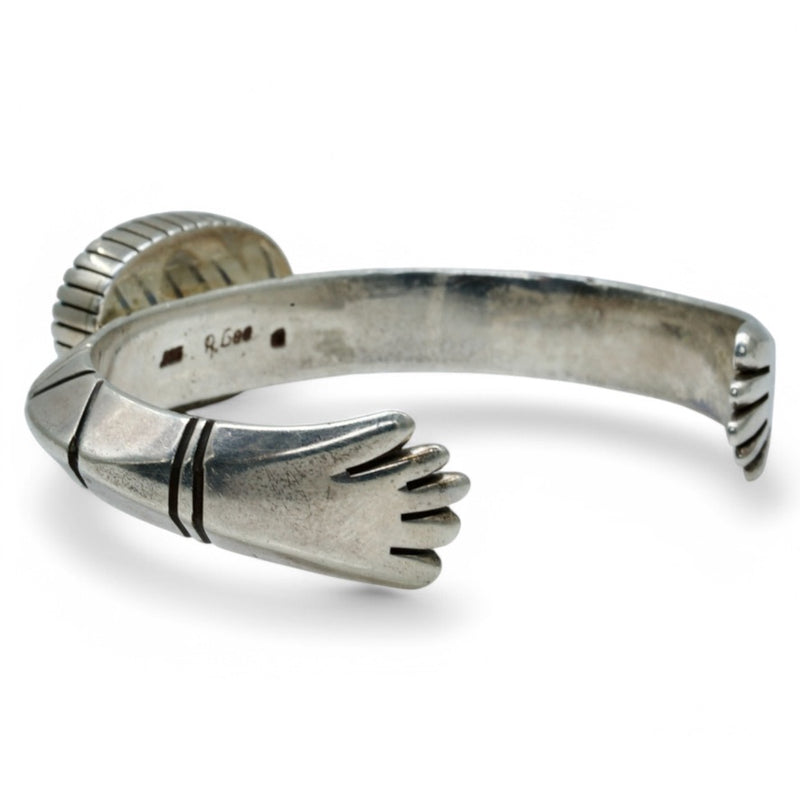 Hands On R. Lee Cuff