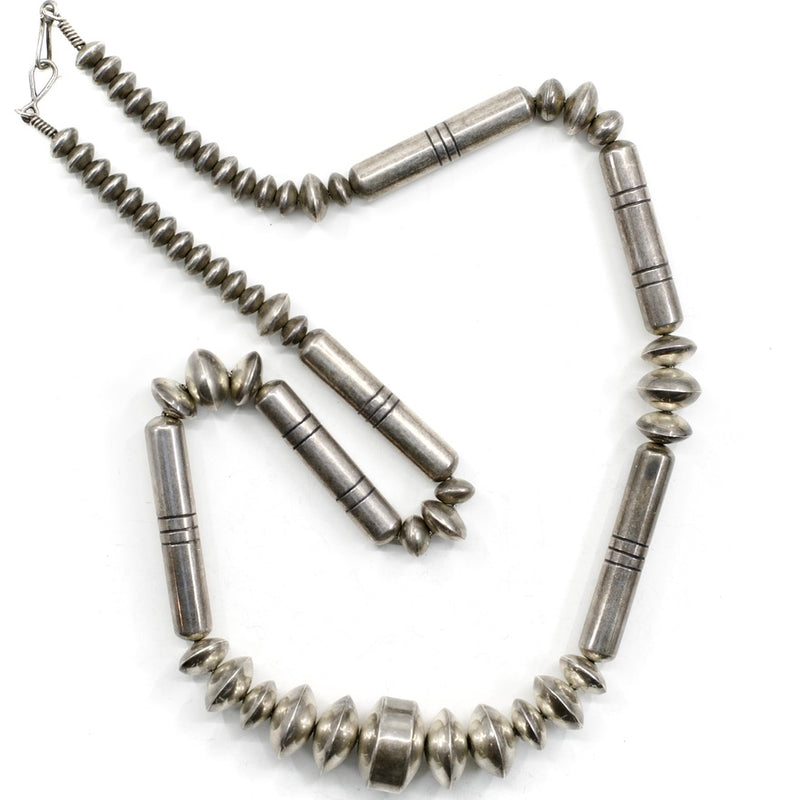Dine Bench Bead Necklace