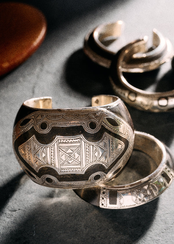 Mammoth Ebony Tuareg Cuff