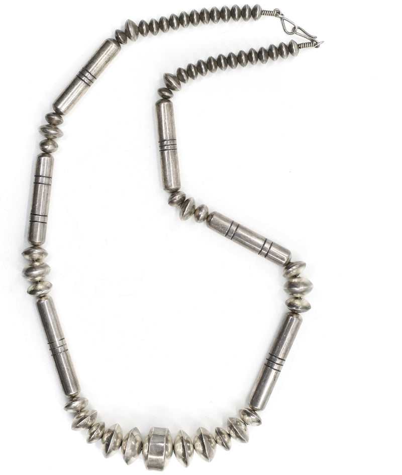 Dine Bench Bead Necklace