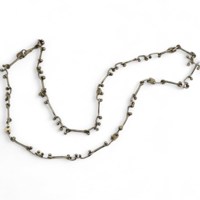 Brutalist Chain