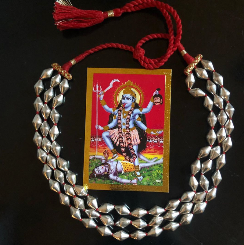Silver Lacquer bead necklace