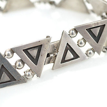 Bracelets - Silver Triangle Bracelet