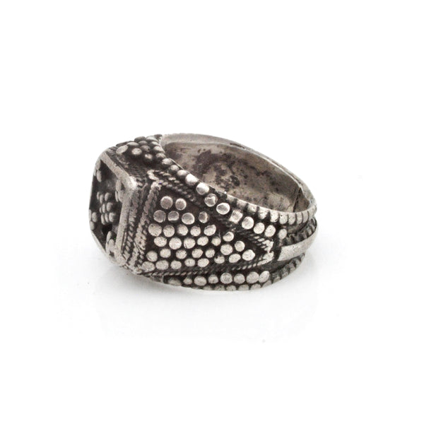 Yemeni Hilltop Ring - 7.75
